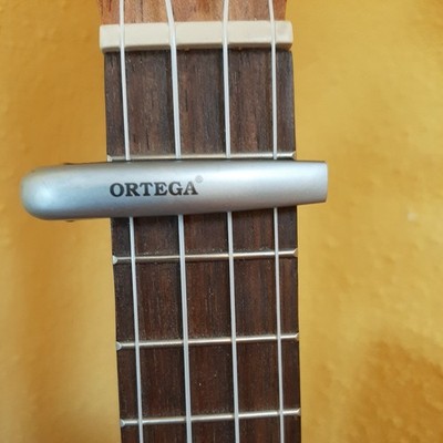 Kapodaster Ortega Musikinstrument Zubehör   Für Ukulele, Banjo  