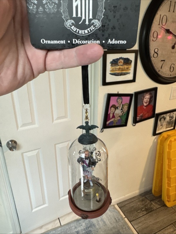 2024 Disney Parks Haunted Mansion Stretching Room Dynamite Gentleman Ornament