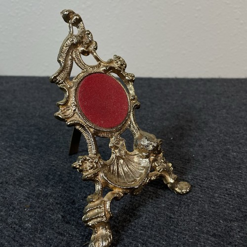 VTG Pocket Watch Brass Stand Ornate Victorian Style Cast Metal And Watch