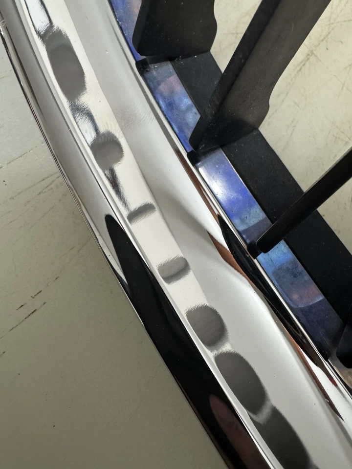 2009-2012 BMW 328I E90 OEM ПЕРЕДНЯЯ ПРАВАЯ ПАССАЖИРСКАЯ БОКОВАЯ РЕШЕТКА РАДИАТОРА 10 11 Б/У - Изображение 3 из 4