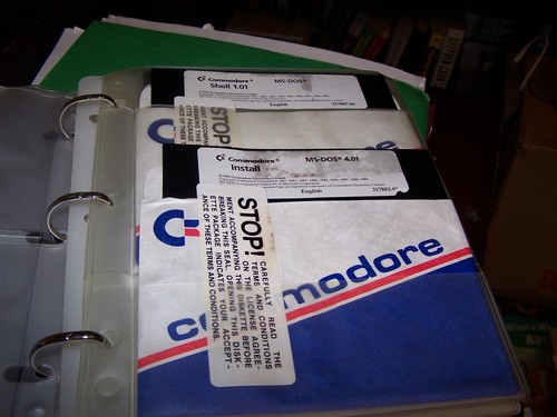 Commodore PC 60-III Operations Guide, Shell Guide & MS-DOS Disks - New Old Stock - Picture 5 of 8