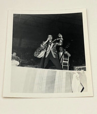 ELVIS PRESLEY AUTHENTIC VINTAGE ORIGINAL 45+YR PHOTO 1957 GOLD JACKET STAMPED