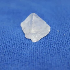 Opaque Quartz Crystal Rock Gemstone 5.67g Crafting Jewelry Energy Holistic