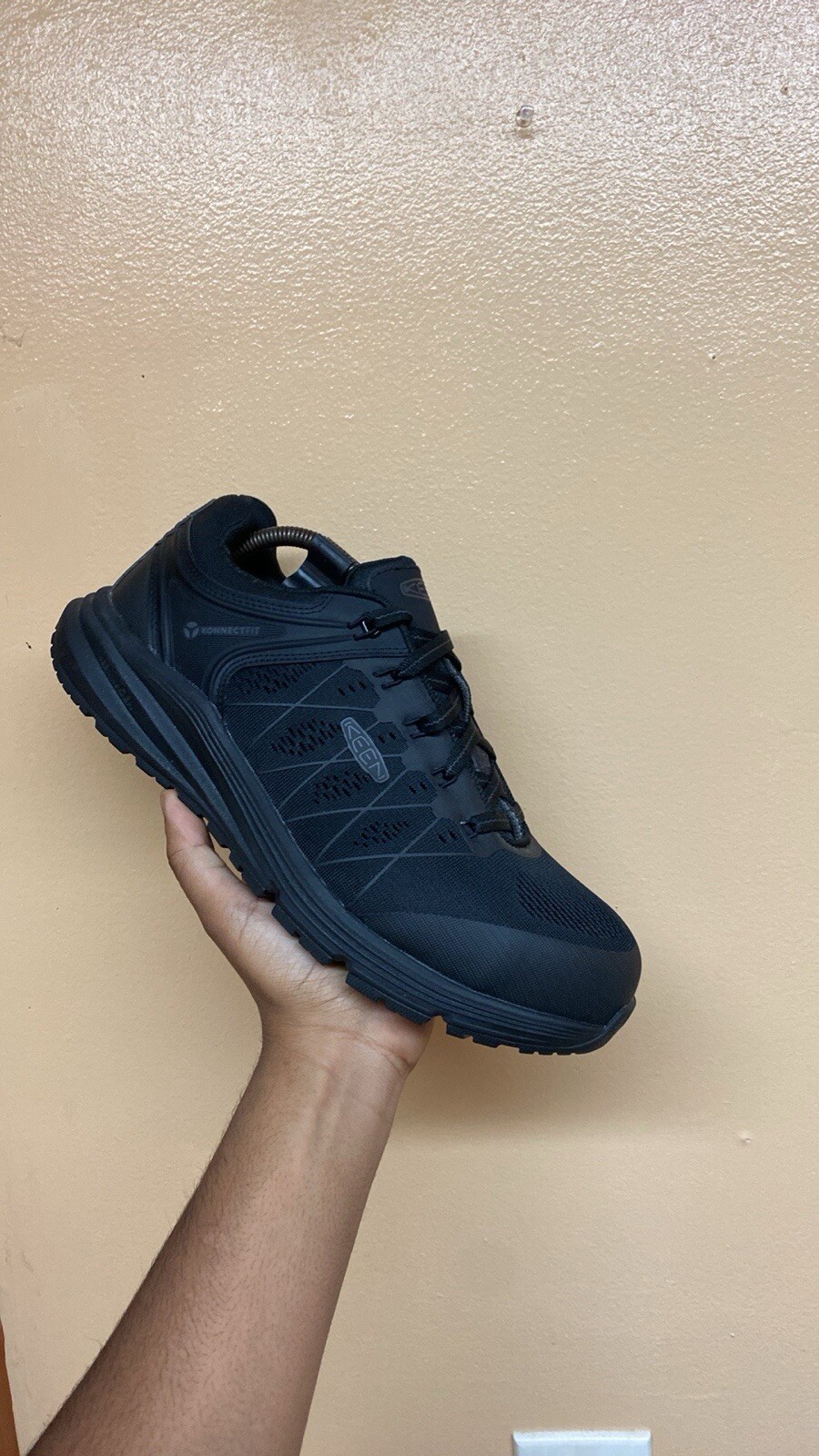 Sneakers da lavoro KEEN Utility Vista Energy Konnect Fit XT punta in acciaio "Triple Black"
