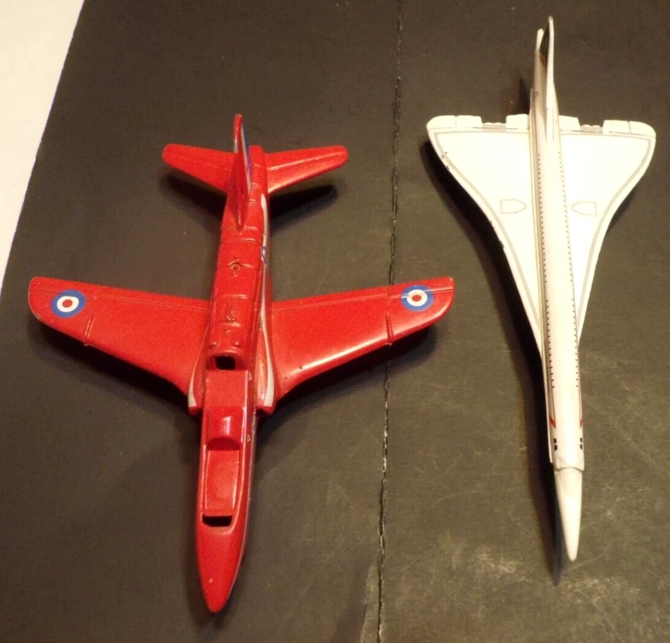 Matchbox  Concord SST 1978 & BAe Hawk T Mk1 Red Arrow Jet Planes - Skybusters - Image 4 of 4