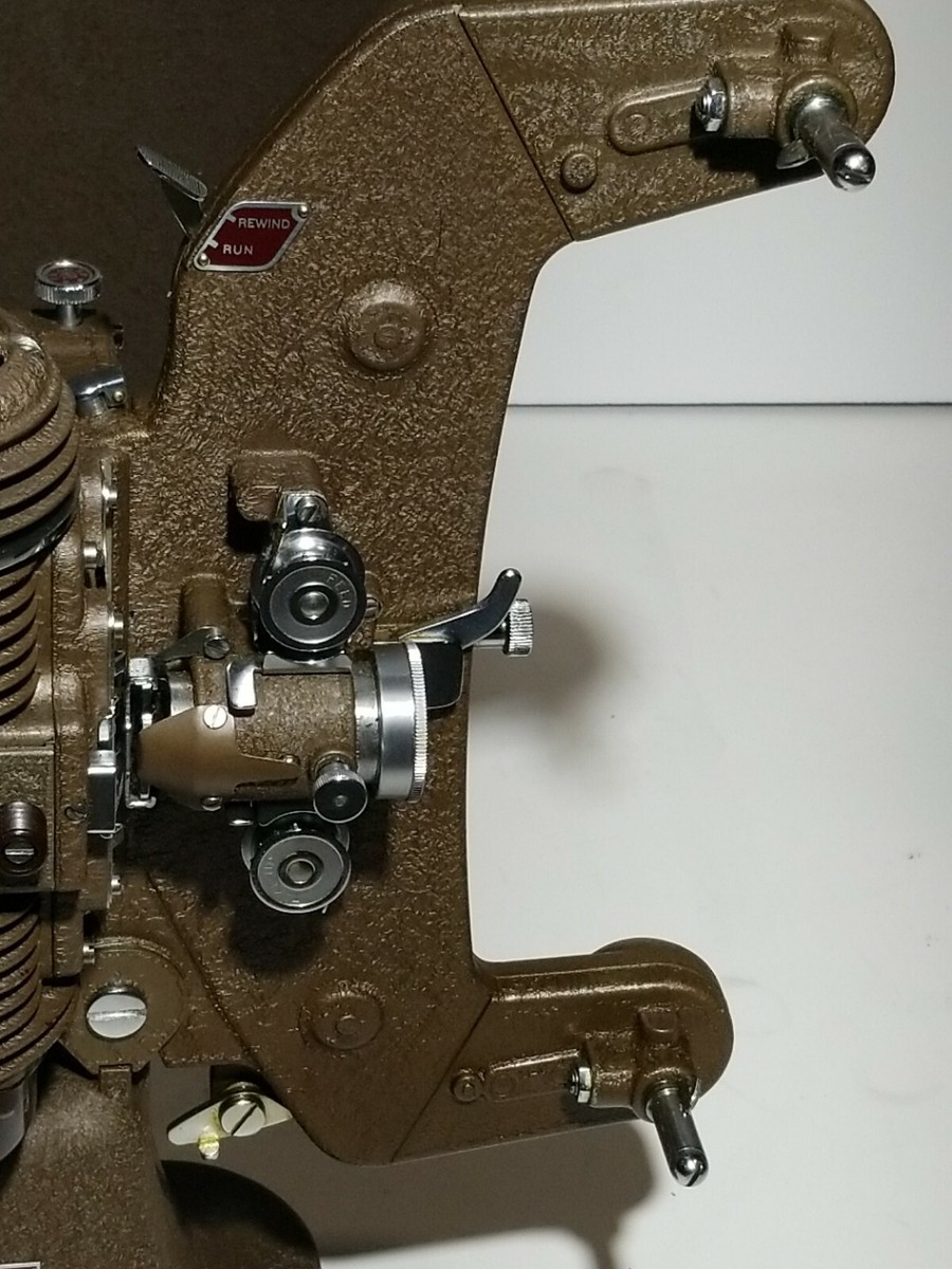 Vintage 1930's Bell and Howell 8MM Filmo Master 400 Design 122