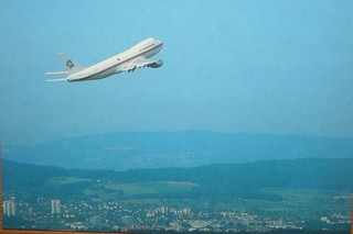 AK Airliner Postcard Flugzeug AIR MADAGASCAR B.747 airline issue