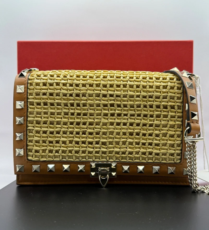 Mini Bolso Valentino Garavani Rafia Rockstud - Piel de becerro y rafia sintética - Nuevo con etiquetas Foto 2 de 4