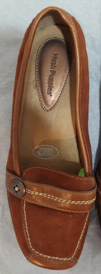 Mocasines para mujer Hush Puppies Tart Saddle de gamuza y cuero 8W Preppy dinero antiguo Foto 4 de 4