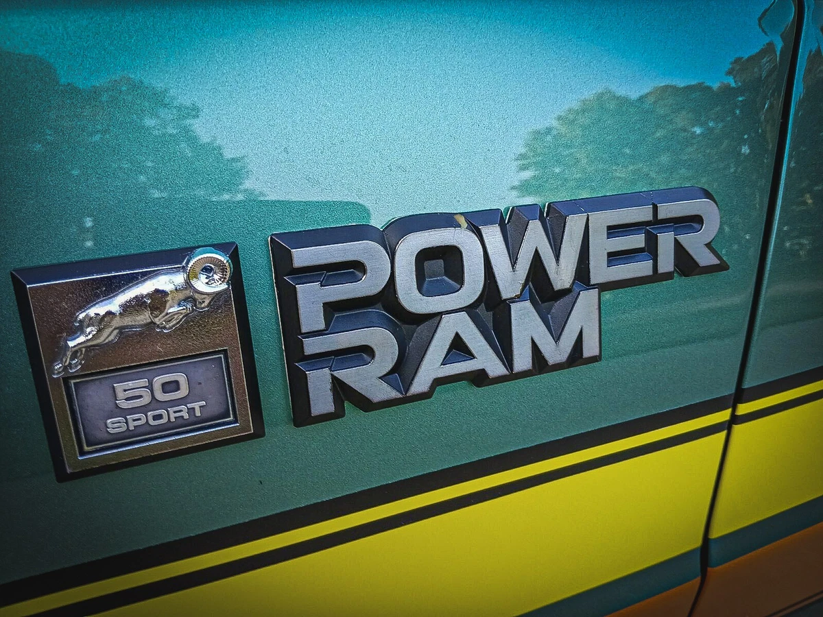 Click photo thumbnail to view