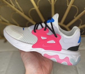 nike presto react pink