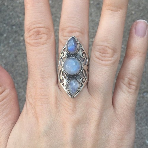 Moonstone Ring Silver Tone Size 8 New In Gift Box - Picture 2 of 4