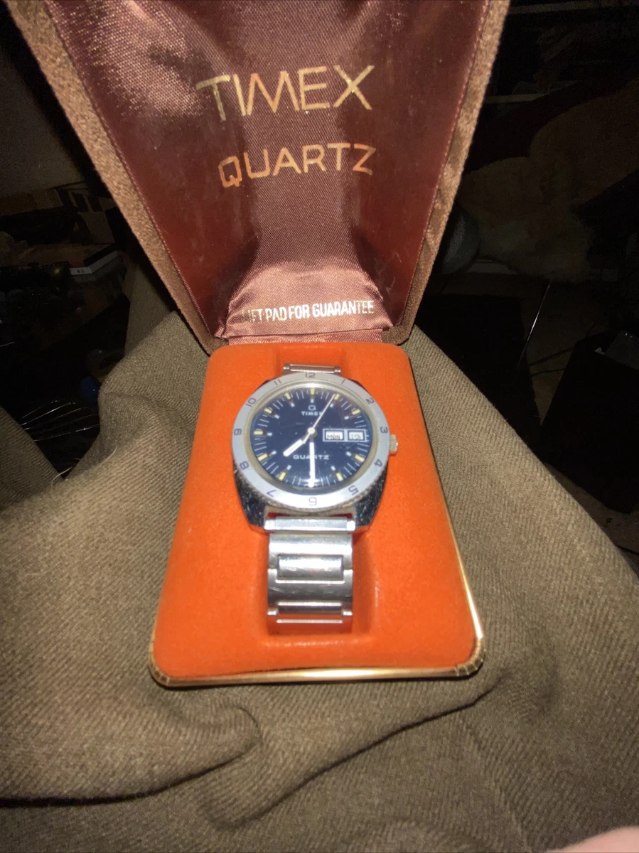 Timex store quartz diver