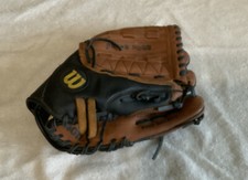 Wilson Pro Select A2476 12- 1/2  Right Hand Thrower Glove