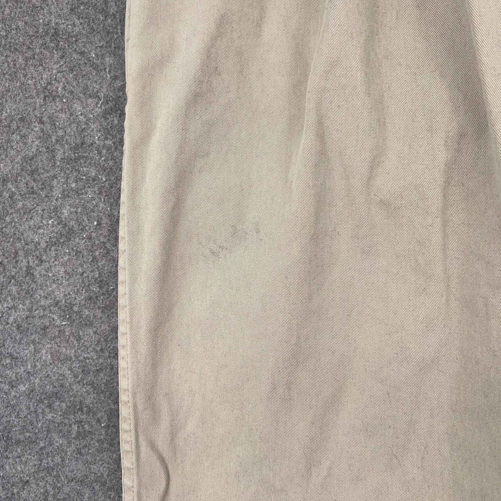 Wrangler Pants Mens 34x36 Beige Pleated Relaxed Fit Khaki Chino USA Cotton thumbnail 4