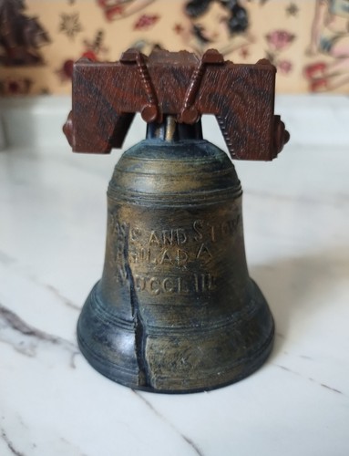 Vintage Pass and Stow Philadelphia plastic Liberty bell secret stash container