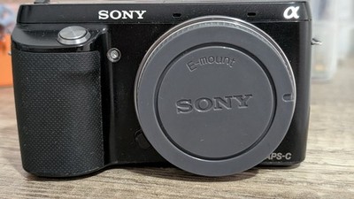 Cámara Mirrorless Sony Nex F3 con Objetivo Sony SEL 1855