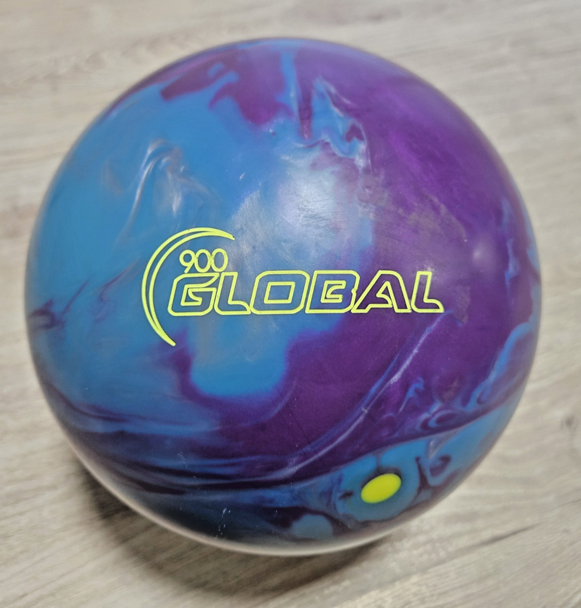 900 GLOBAL 