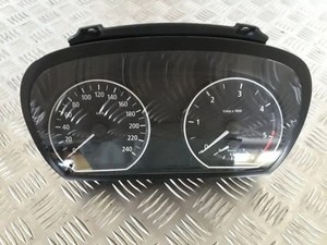 BMW 1 E81 Kombiinstrument 102495221 2.00 Diesel 2008 31592464