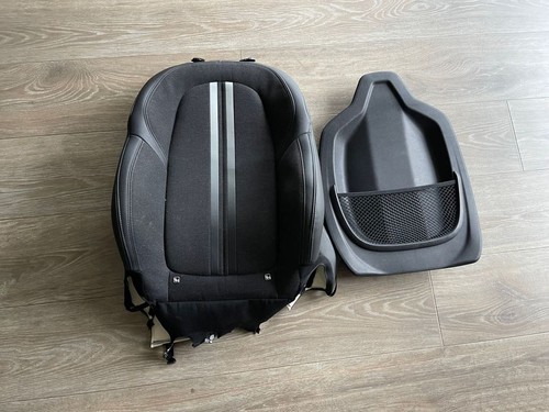 BMW 2 F44 2021 Links Fahrersitz 1111 DMY1743