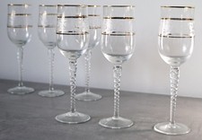 6 Weingläser mit Goldrand u. Goldband, Pressornamente