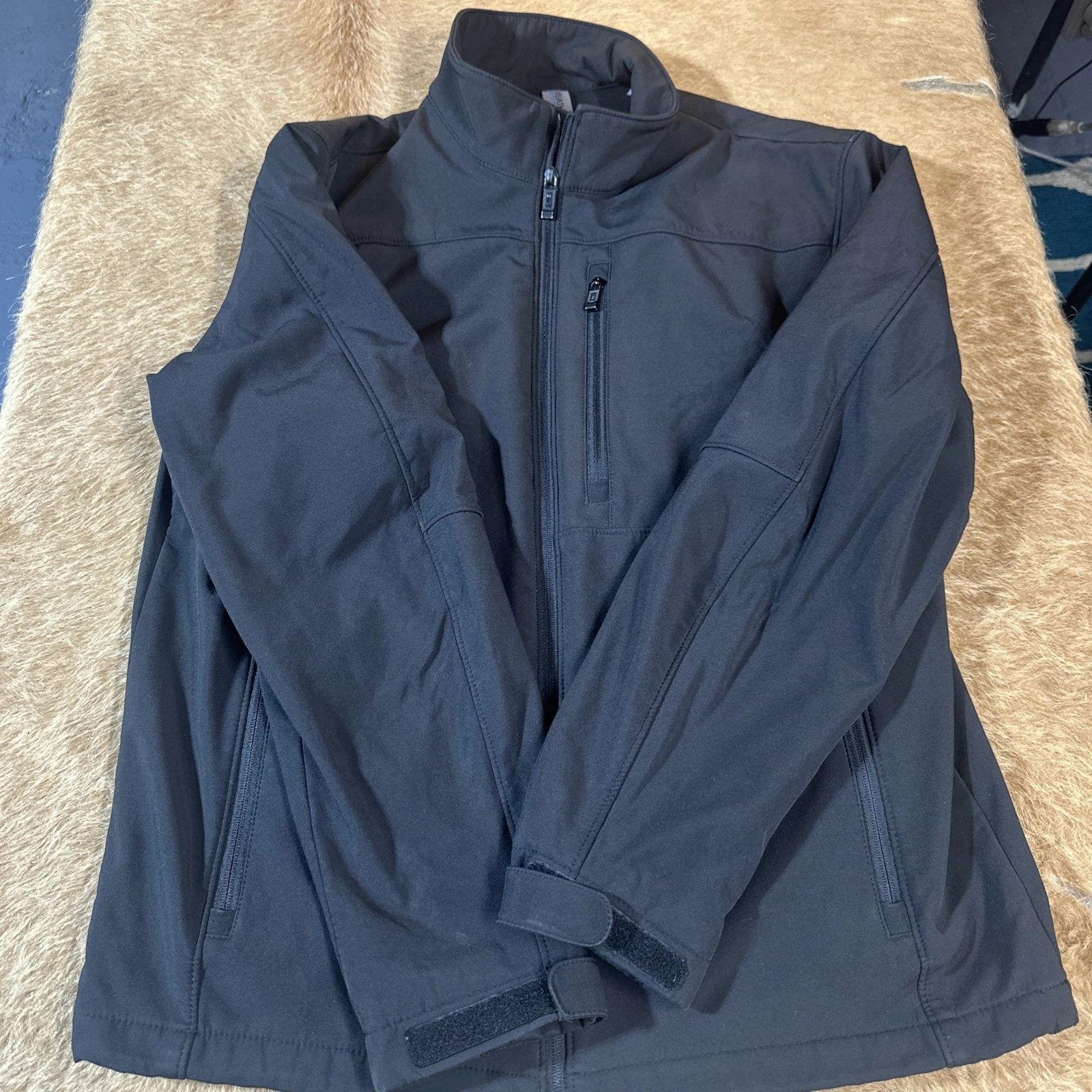 Weatherproof Full Zip Water/Wind Resistant Men’s Medium Black Jacket Lined