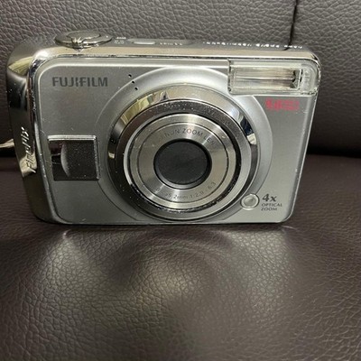 Fujifilm FinePix A900 9 Megapixel Digital Camera 4x Optical Zoom