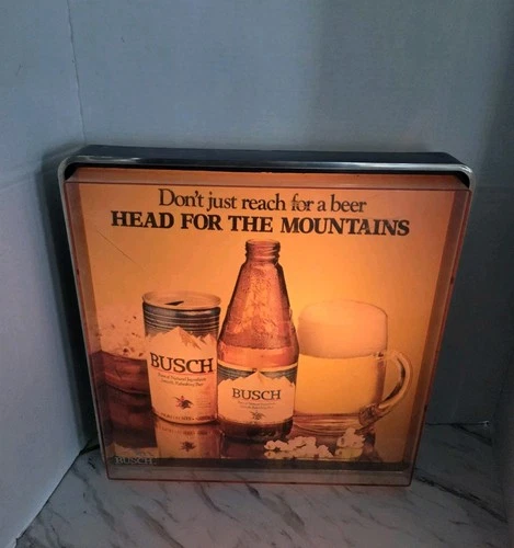 VINTAGE 1978 BUSCH BEER LIGHTED BAR SIGN MOUNTAINS LIGHT MAN CAVE TAVERN DISPLAY