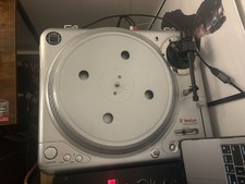 Vestax PDX-2000 DJ turntable