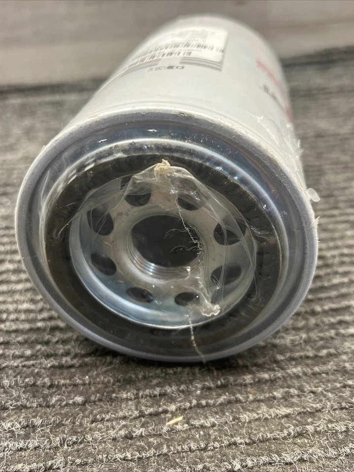 Nuevo filtro de combustible Fleetguard Luber-Finer LF3349 Foto 3 de 4