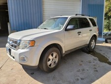 Windshield Wiper Motor Only Fits 08-12 ESCAPE 2124937