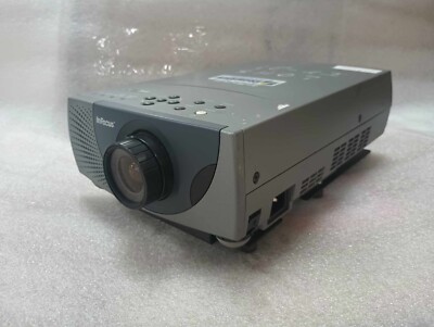 InFocus LP260 SVGA Digital Multimedia Projector w/ base WORKING NO AC CORD