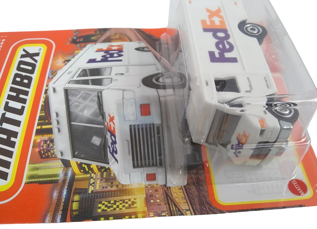 FedEx Express Delivery Matchbox Die Cast Parcel Mail Truck Van 164