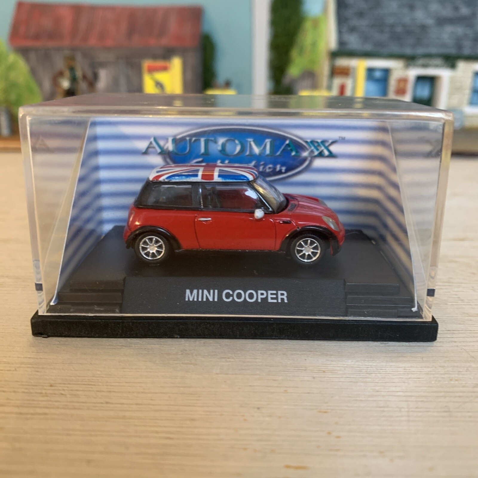 Automaxx Collection Mini Cooper Union Jack Red Die Cast Model Car - New
