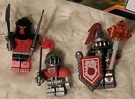 Lego Nexo Knights: 70319 Macy's Thunder Mace USED 100% Complete 2016 Retired Set