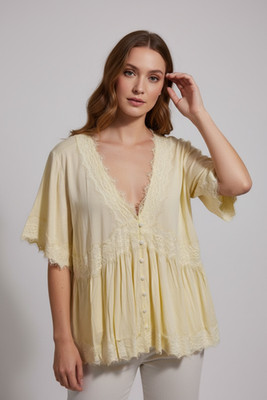 JUNIPER BLUE WOMEN'S V NECK FLOWY BUTTON DOWN SHORT SLEEVE LACE TOP YELLOW SMALL