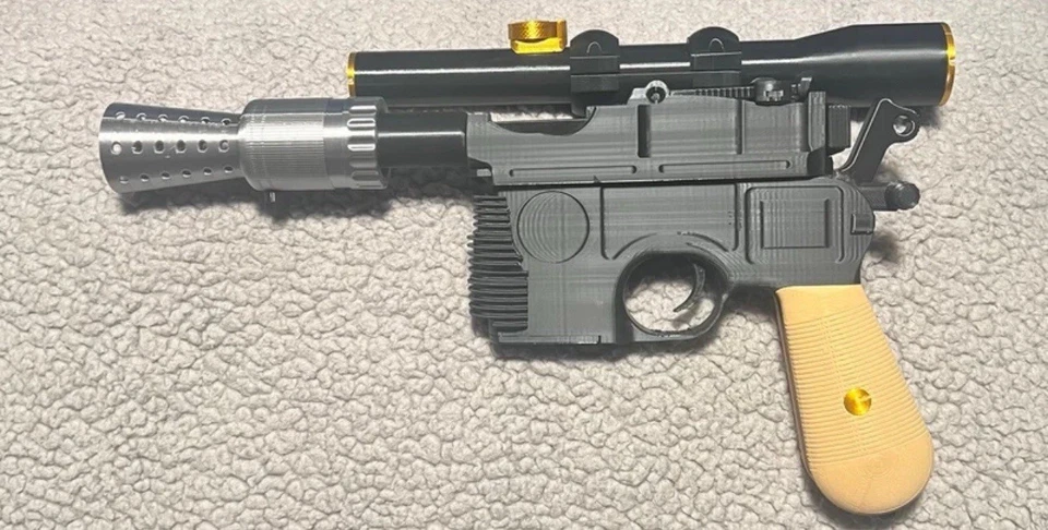 Réplica bláster Han Solo DL-44 (cosplay/pantalla) Foto 4 de 4