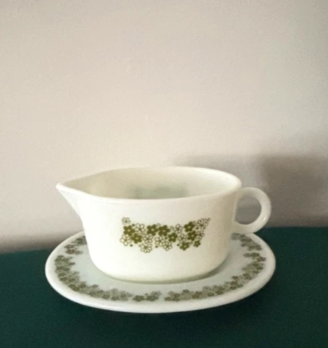 VTG Pyrex Corning Corelle Crazy Daisy Spring Blossom, Gravy Boat & Saucer Plate