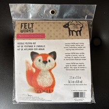 Dimensions Feltworks 100 wool Needle Felting Kit-Fox 72-74043 NIP
