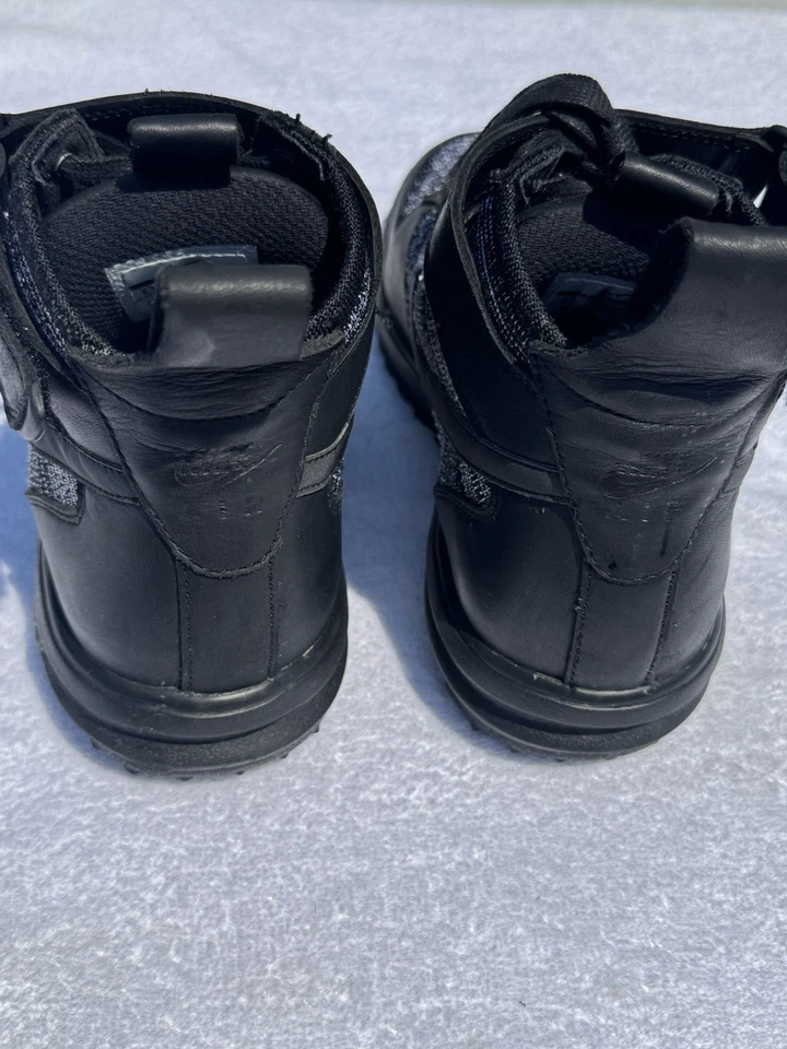 Bota de trabalho Nike Lunar Force 1 Flyknit 'Oreo' - Imagem 4 de 4