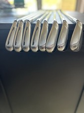 Taylormade Speedblade Irons / 4-PW+SW / Regular Flex Taylormade Speedblade 85