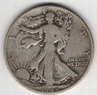 1942 D  WALKING LIBERTY HALF DOLLAR 90% SILVER DENVER MINT .50¢ UNITED STATES