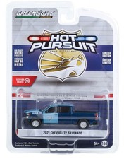 GREENLIGHT 1:64 2021 Chevrolet Silverado Massachusetts State Police GL43000-E