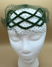Vtg Green VelvetLattice Style Hat Fascinator with Netting