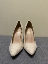 Women s Stiletto Heel Lulus Size 7 White/Cream Knit