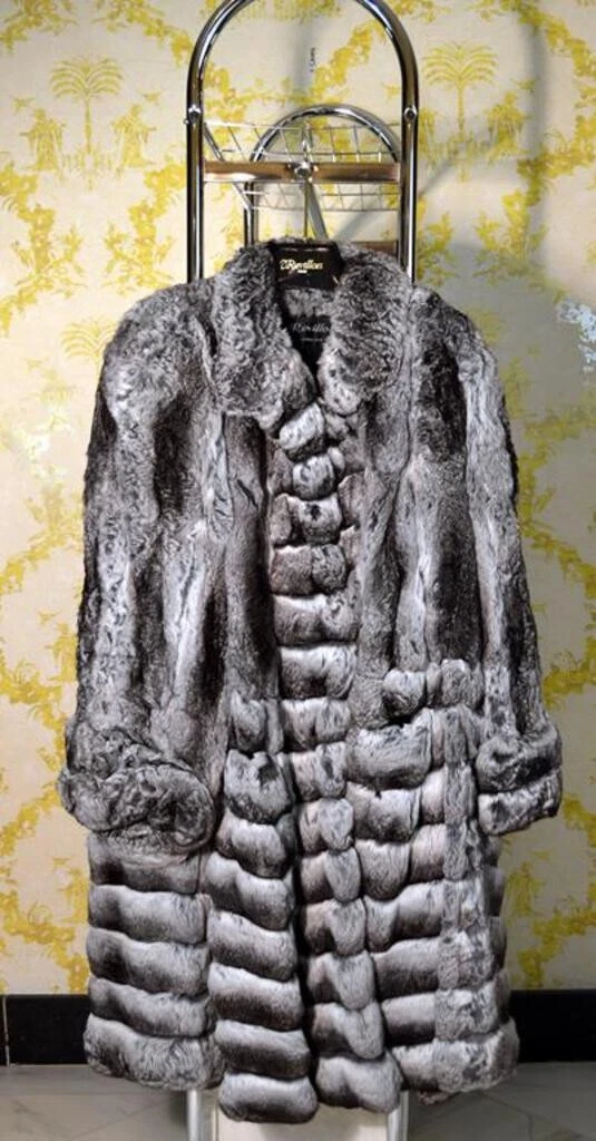 Gorgeous Revillon full pelt loose cut Chinchilla Fur Coat Jacket