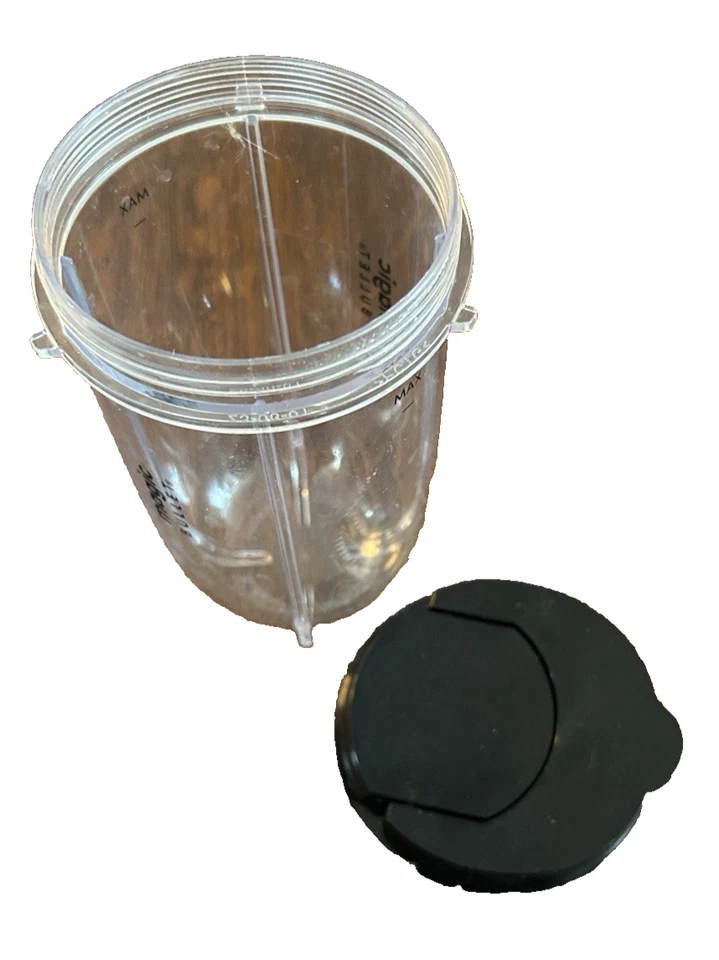 Magic Bullet 2 tazas, anillo de tapa, tapa y hoja Foto 4 de 4