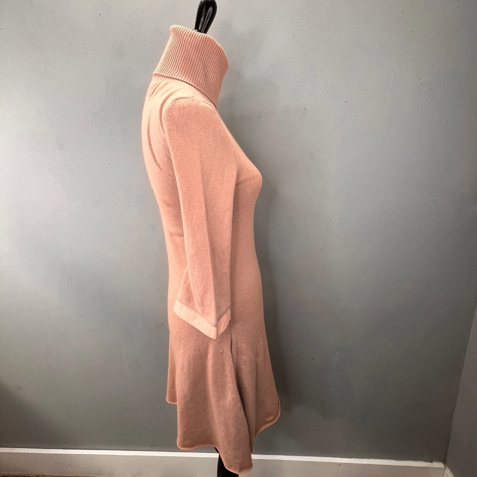 Abito con maglione Alexander Wang rosa polveroso polveroso collo a tartaruga taglia M manica a campana