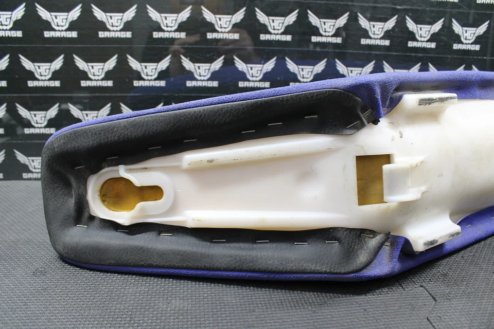 Yamaha YZ250F 2003 YZ450F ASIENTO FABRICANTE DE EQUIPOS ORIGINALES BANDEJA DE ESPUMA 5TA-24710-00-00 ¡Bueno! Foto 4 de 4