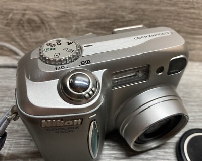 Nikon COOLPIX 4300 4.0MP Digital Camera - Silver No Battery No